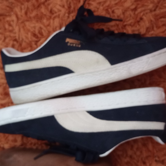 Puma sneakers - Picture 2 of 3